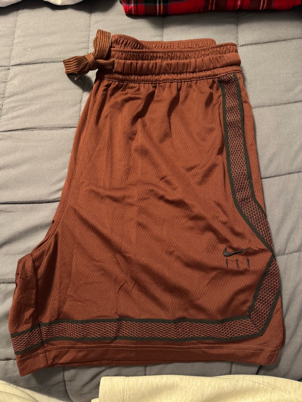Nike Maroon/Brown Basketball Shorts - Size L